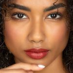 Andreia Professional Vloeibare Lippenstift-Kiss Proof 25 Rozerood 8ml